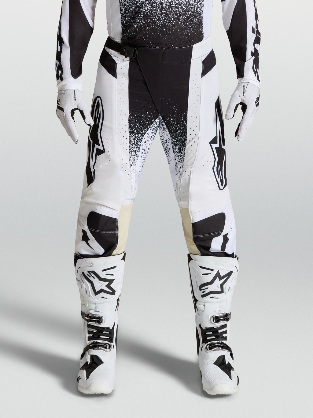 Techstar Swan Pants
