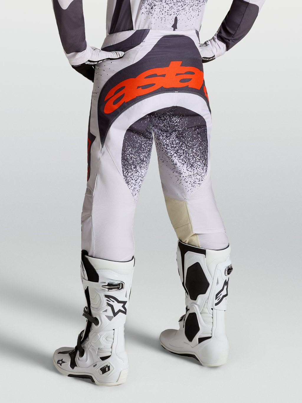 Techstar Swan Pants