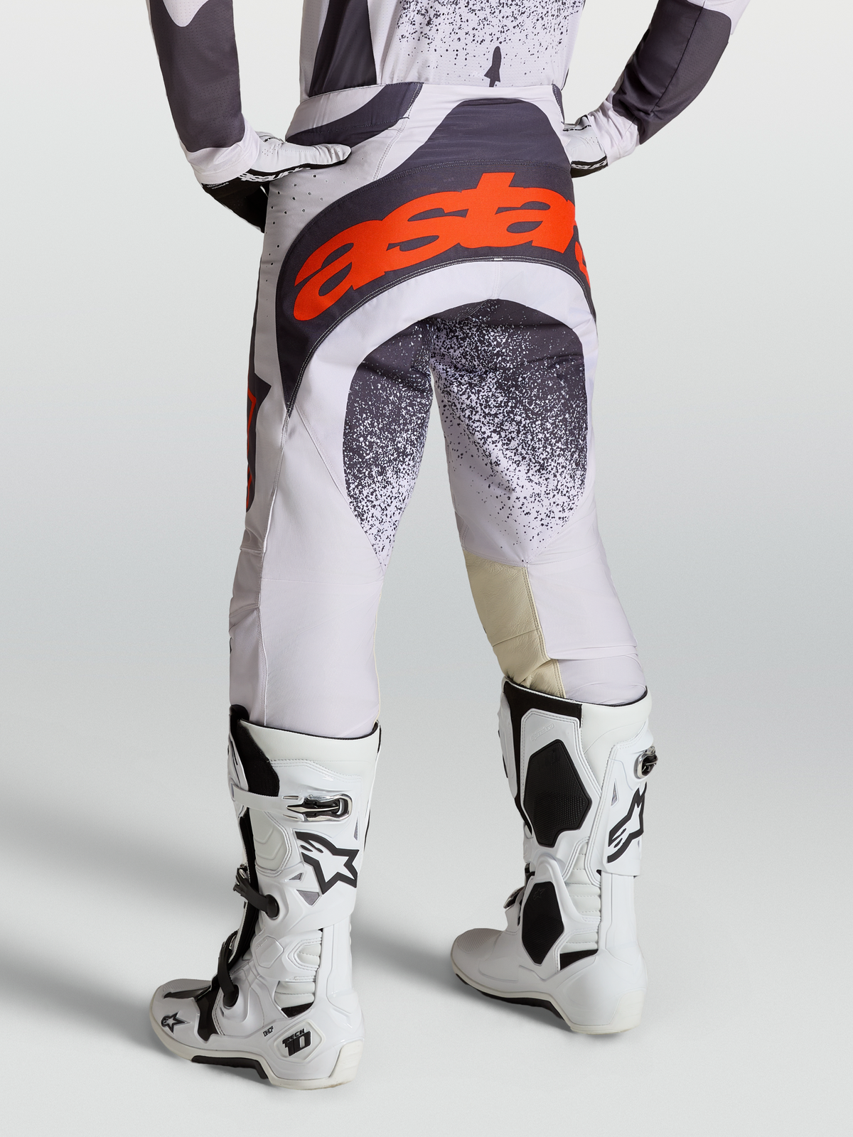 Techstar Swan Pants