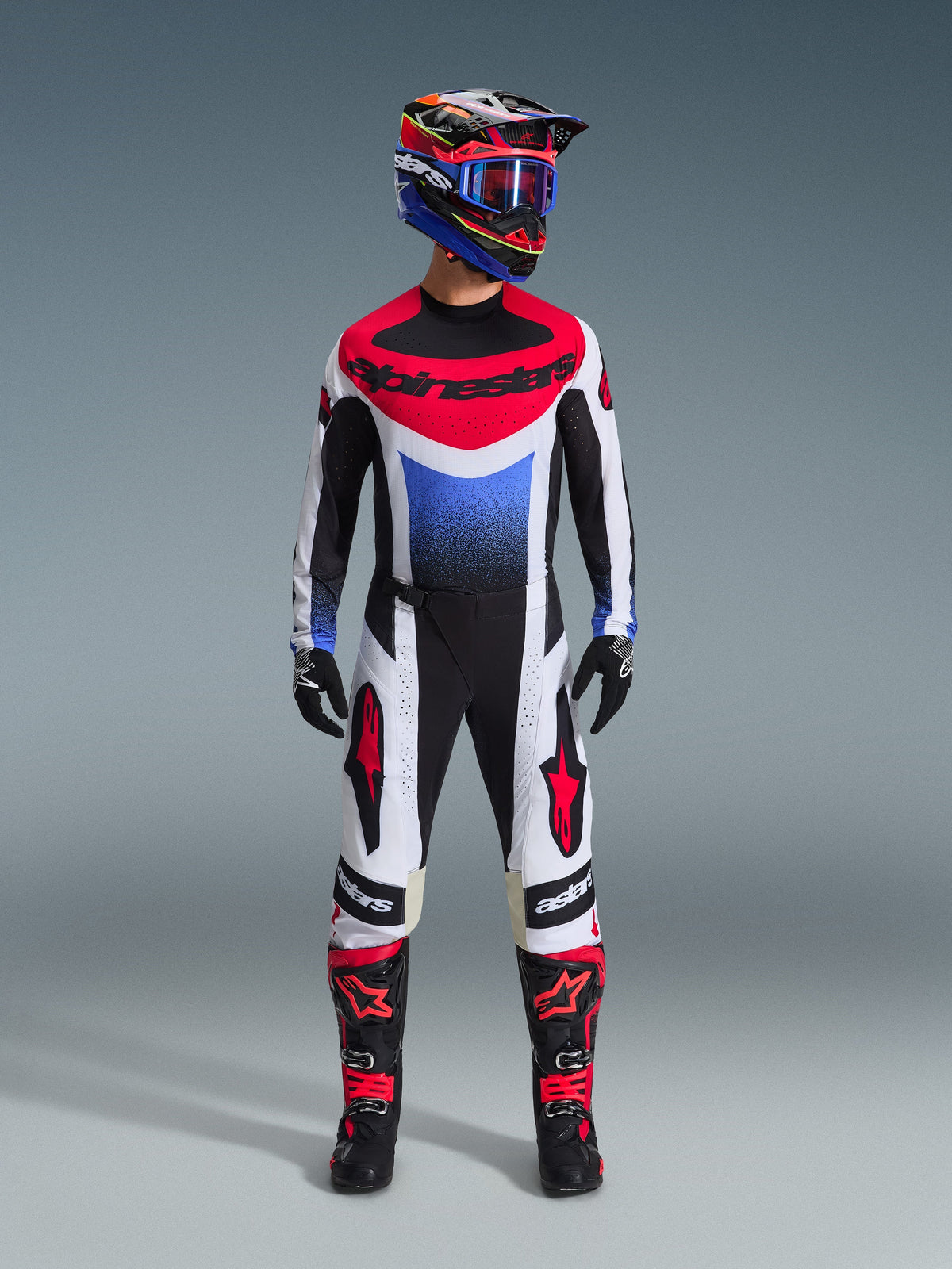 2026 Techstar Knif Gear Set