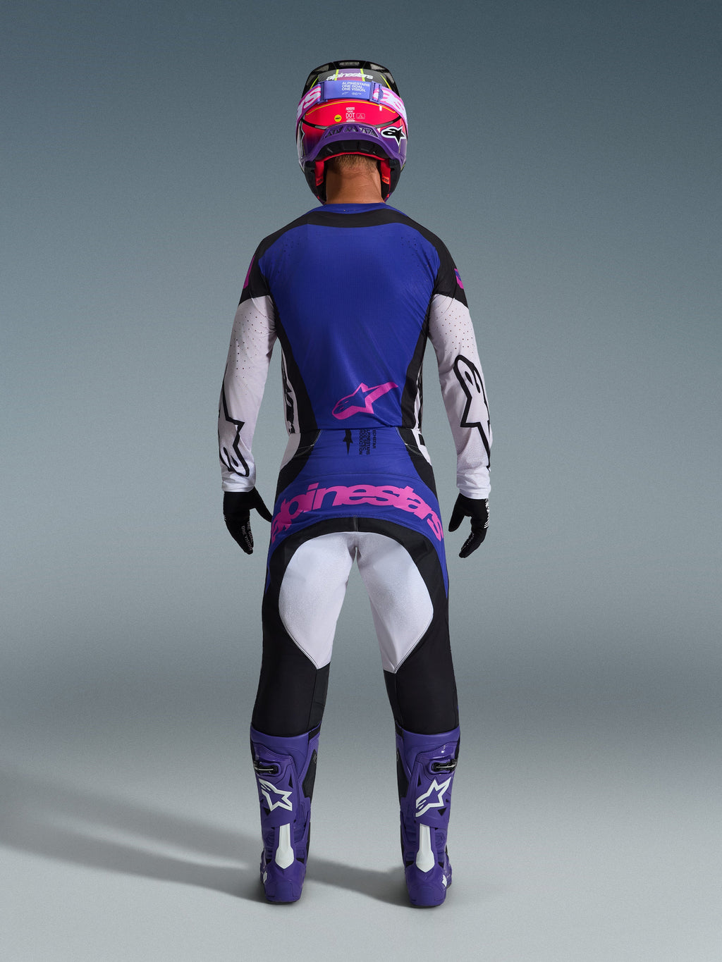 2026 Techstar Knif Gear Set