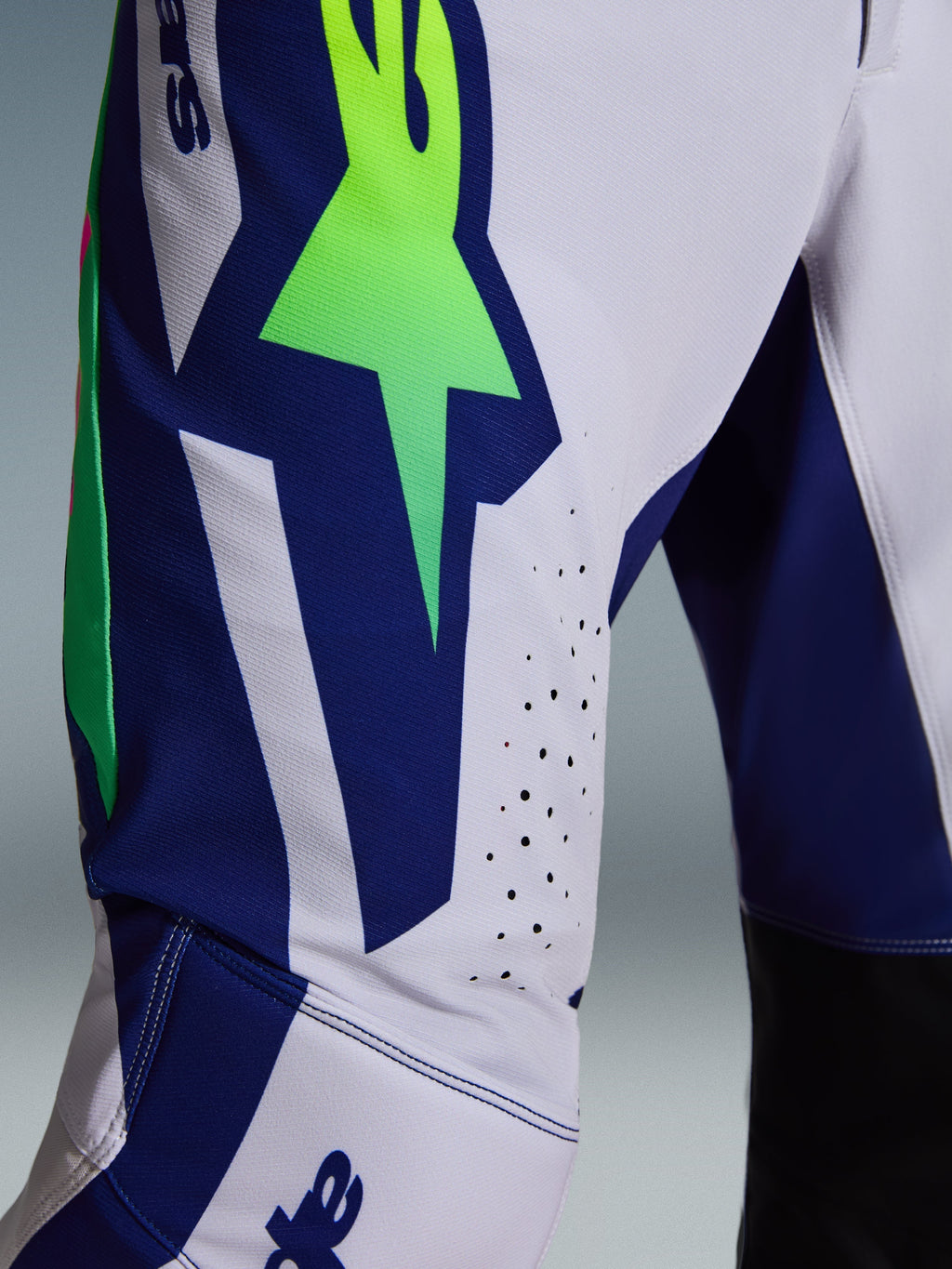 2026 Supertech Vista Pants