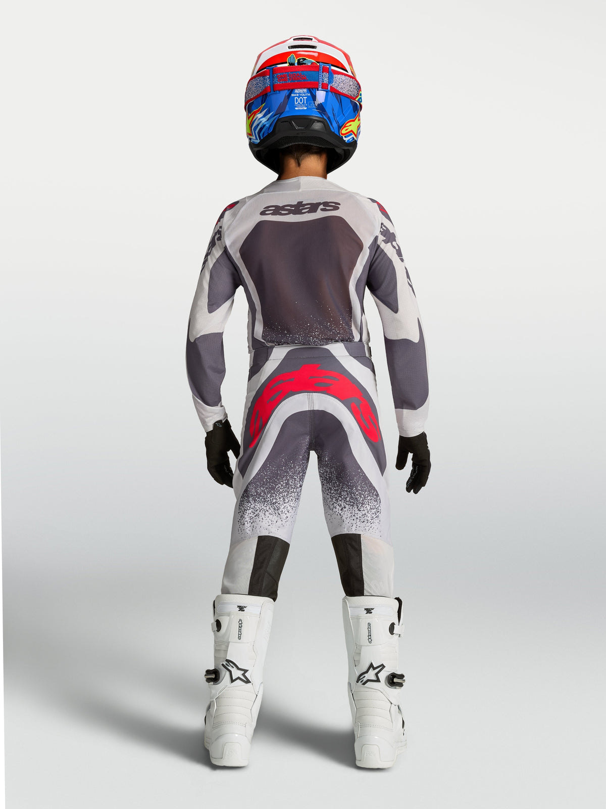 Youth Supertech Swan Gear Set