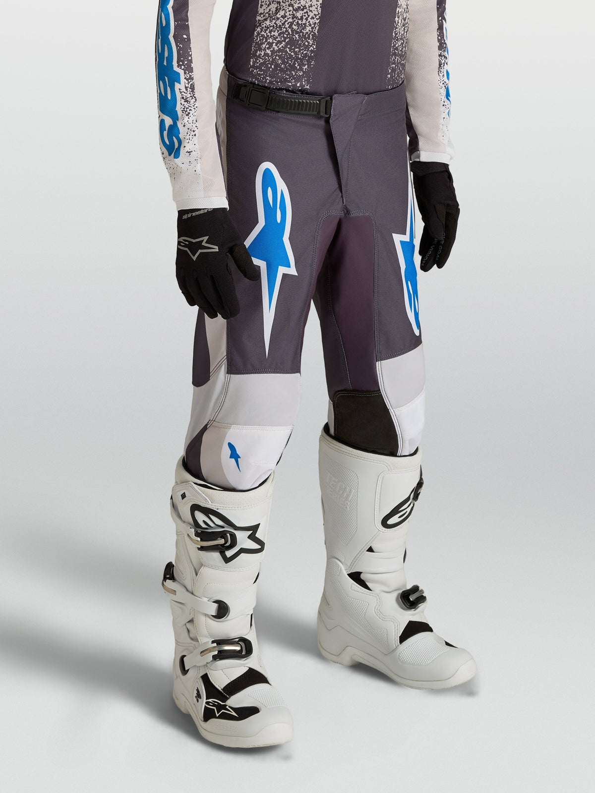 Youth Fluid Drag Pants