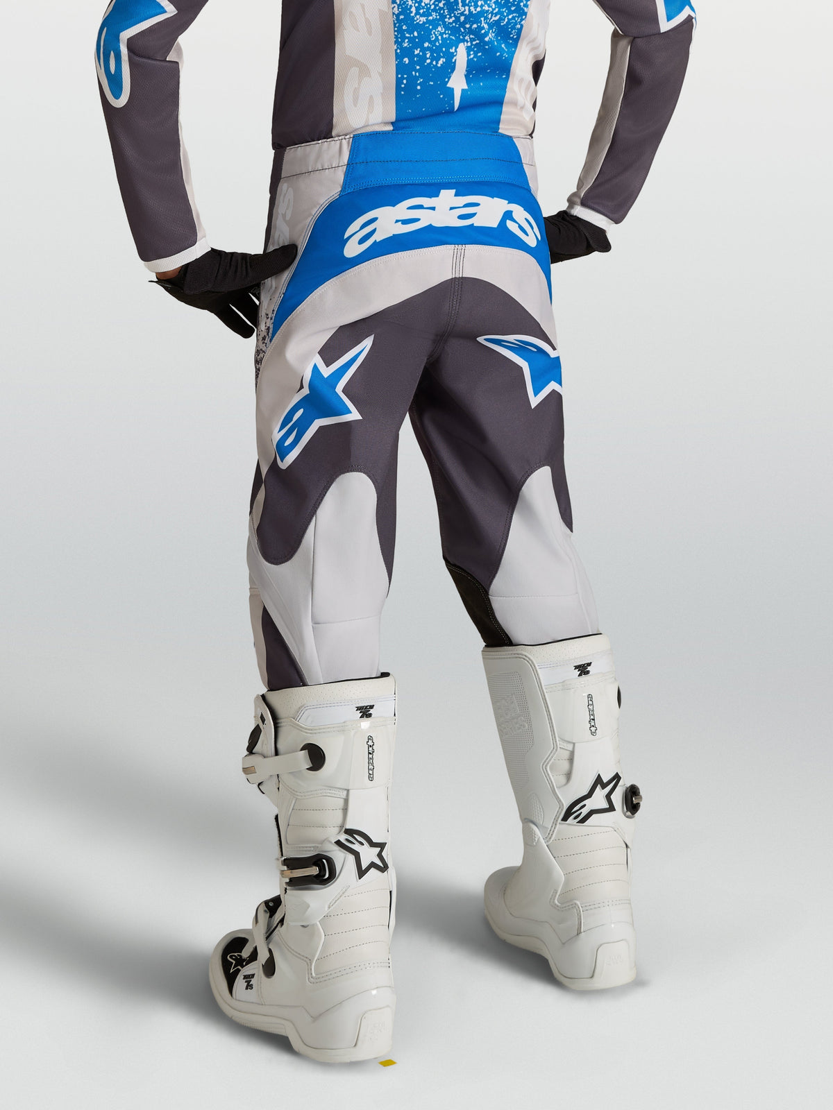 Youth Fluid Drag Pants