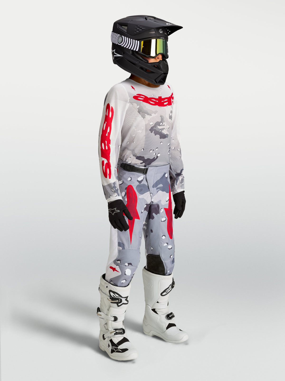 Youth Fluid Lone Pants