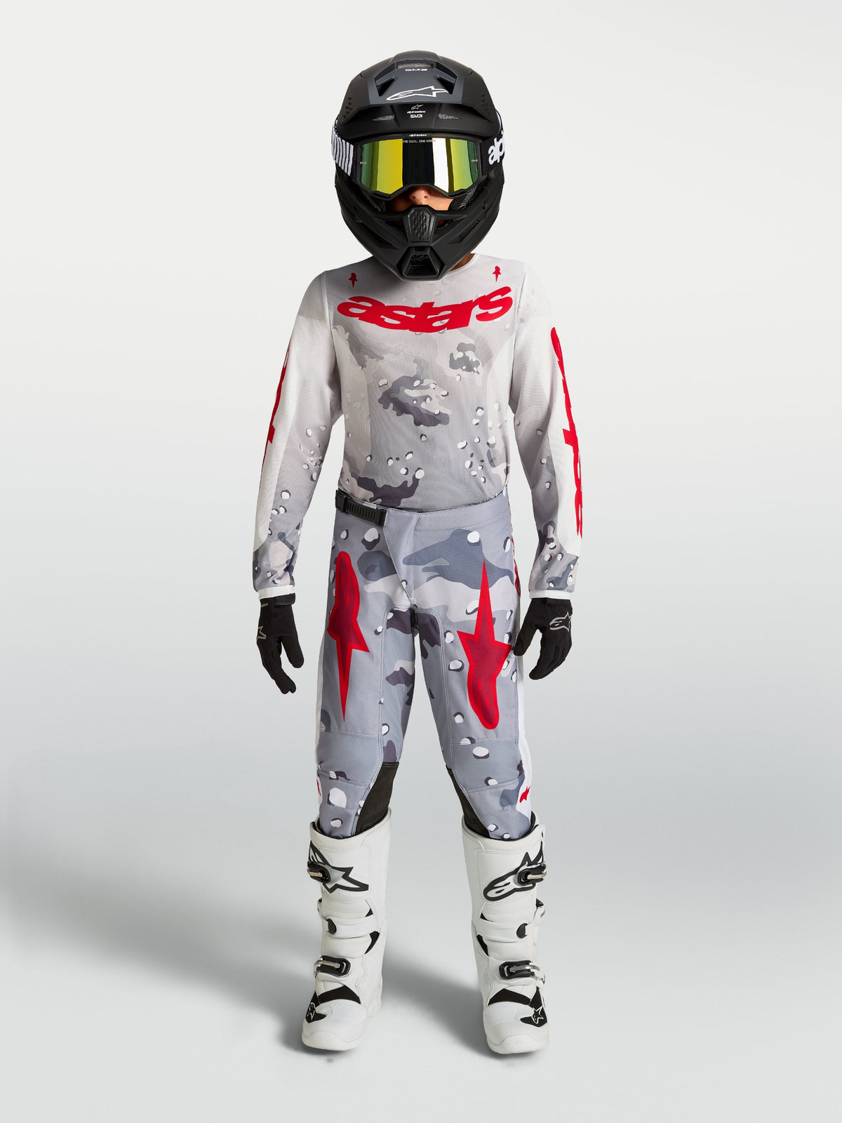 Youth Fluid Lone Gear Set
