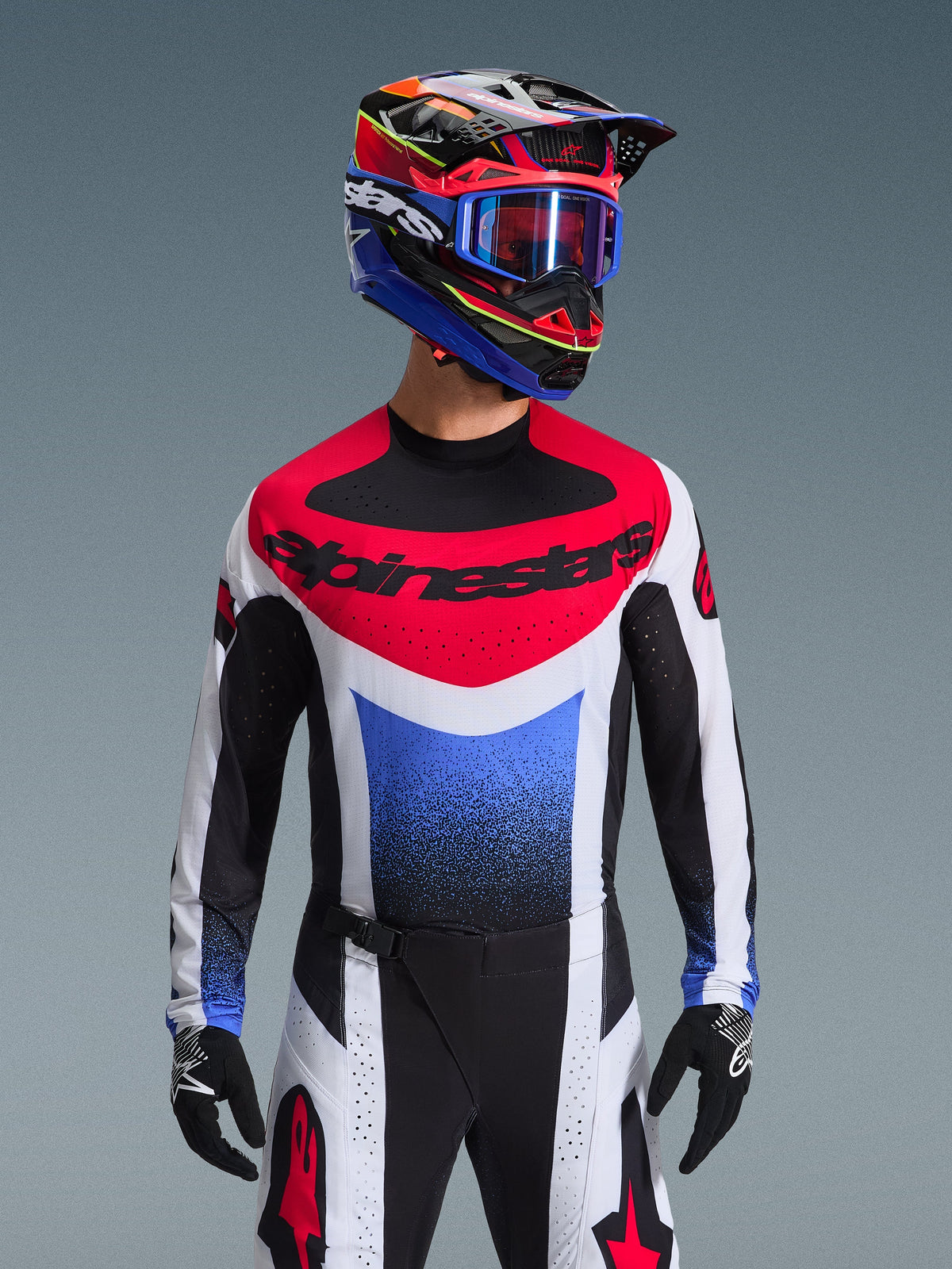 2026 Techstar Knif Gear Set