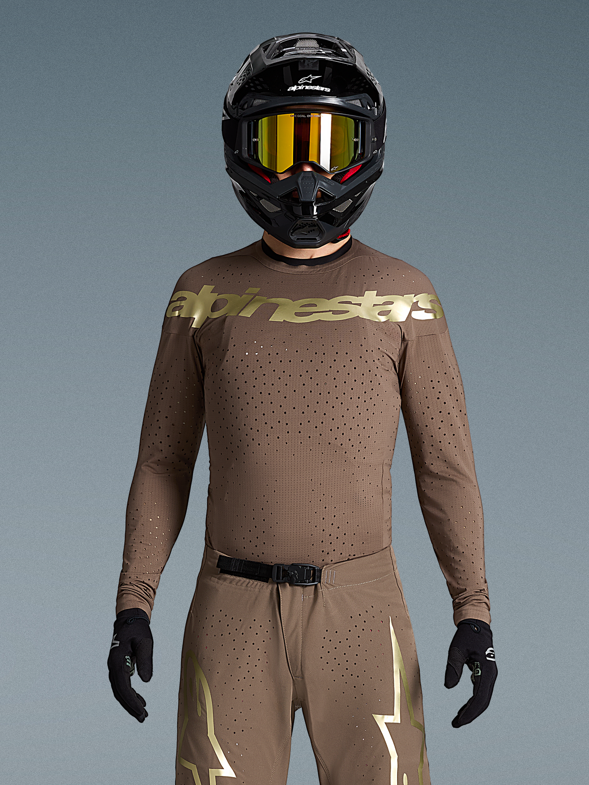 Limited Edition Supertech Air Gold Gear Set