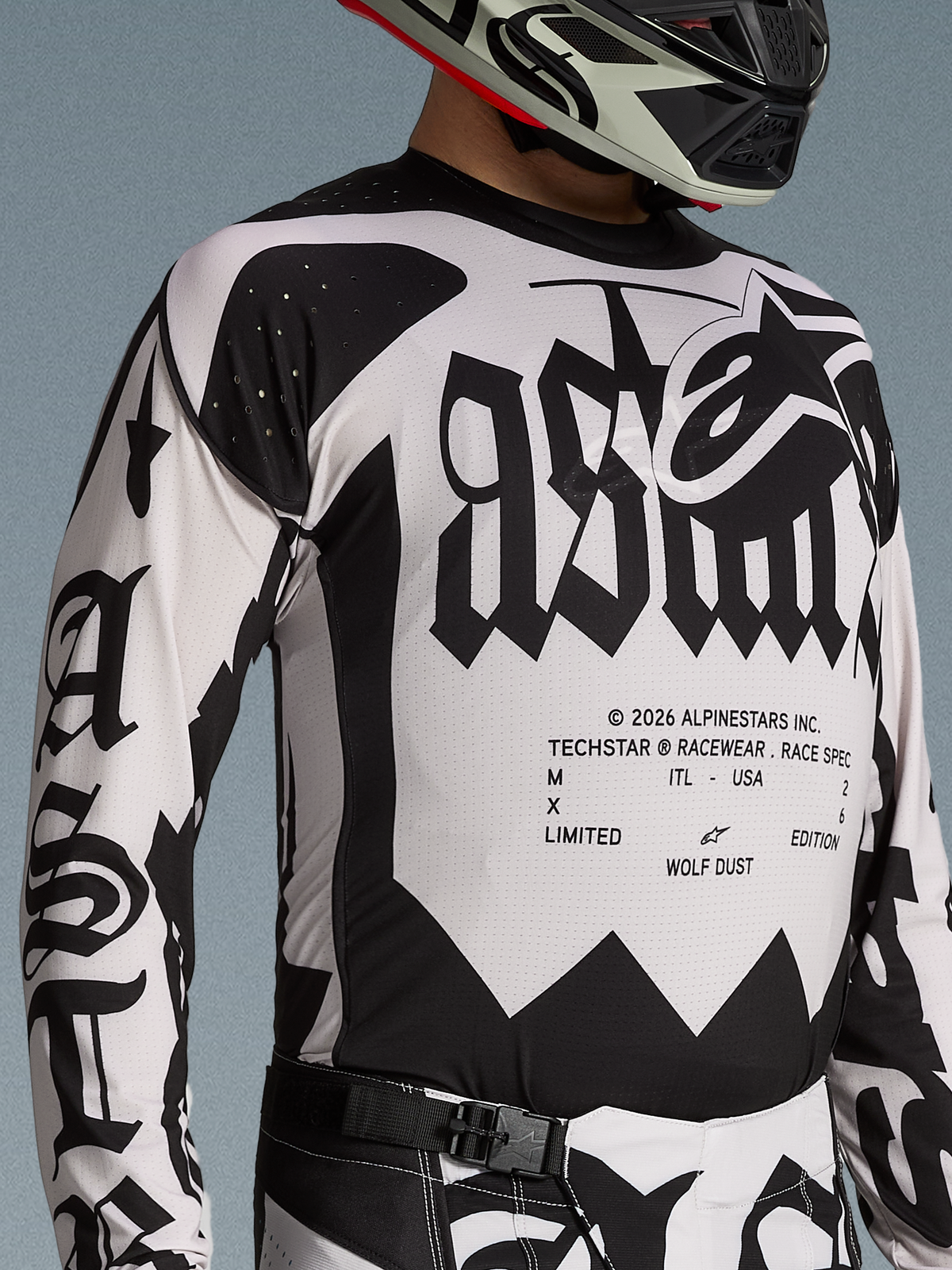 Limited Edition Techstar Wolf Dust Gear Set