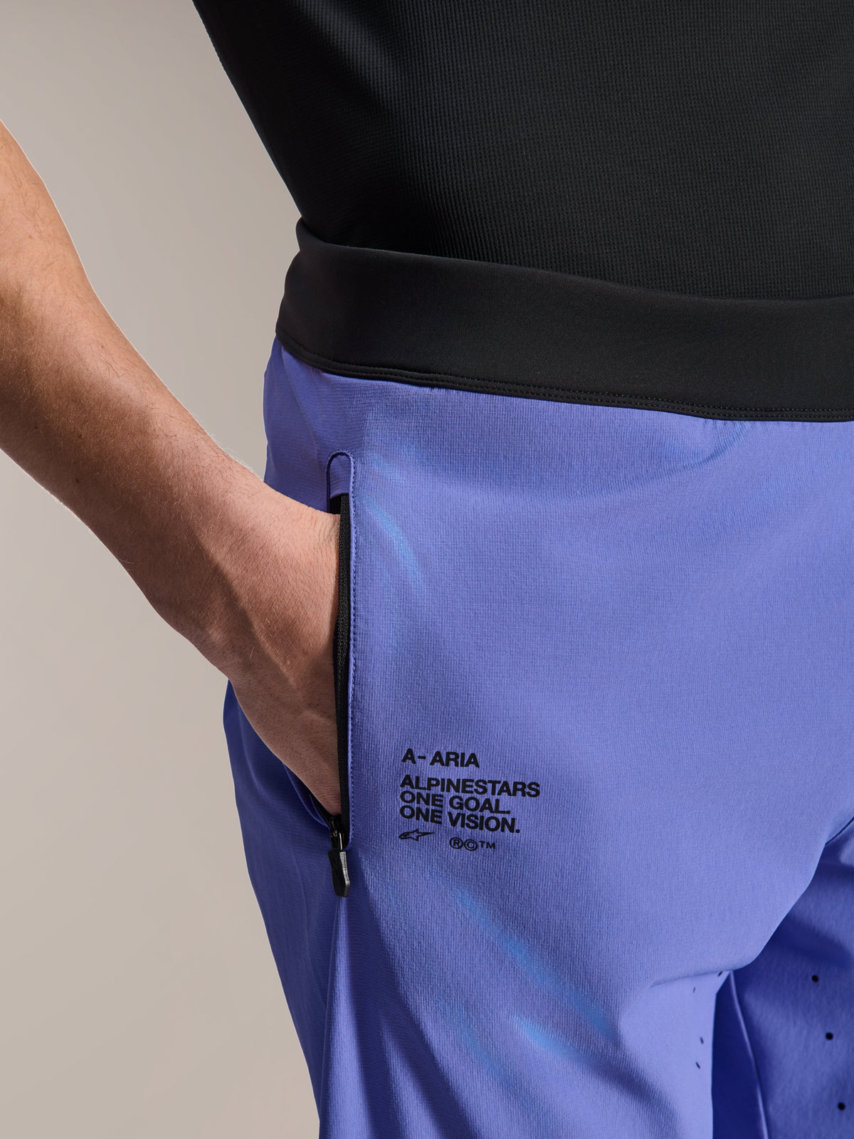 A-Aria Lite Short