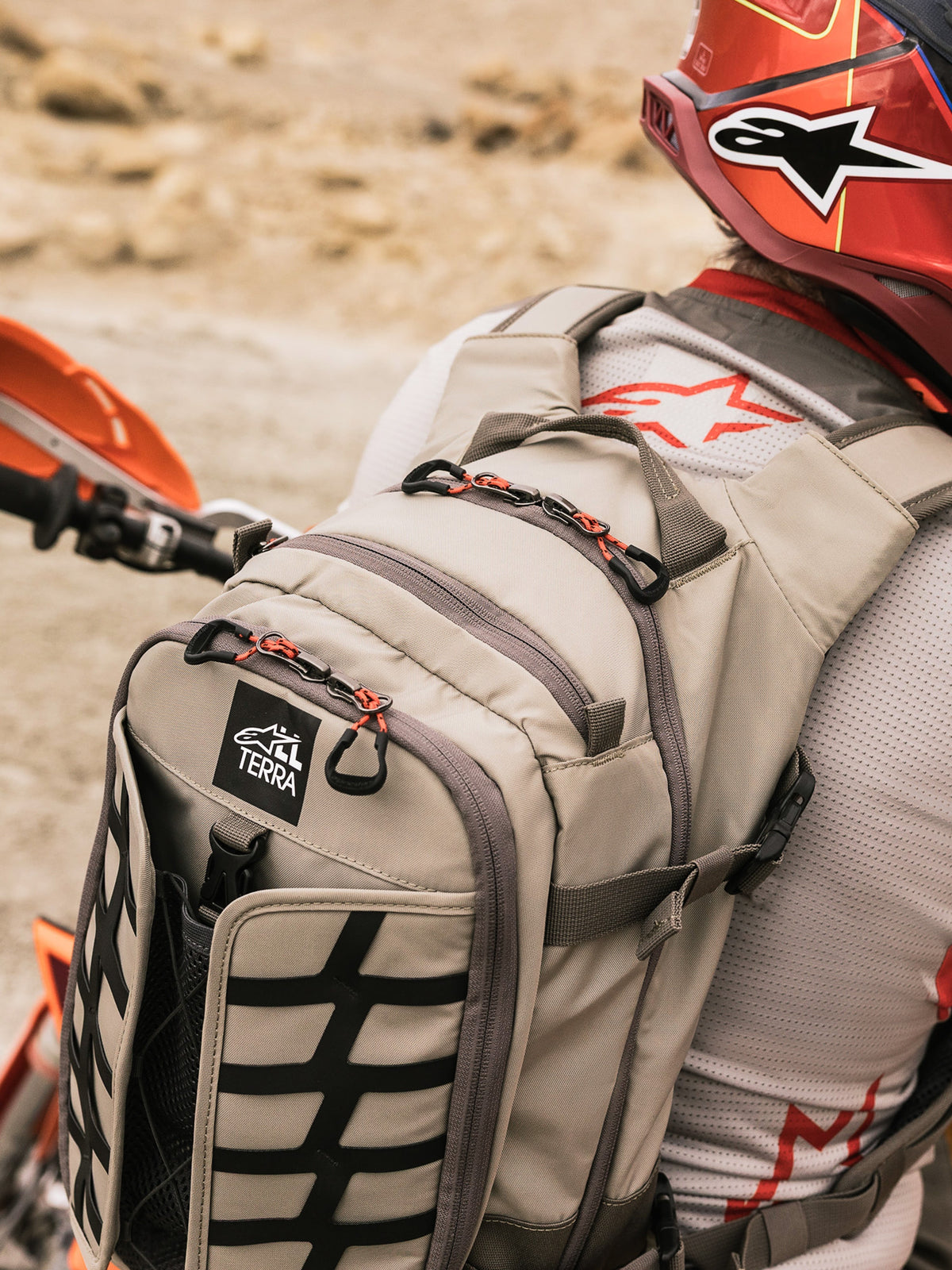 AT-15 Backpack